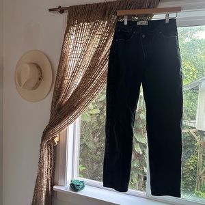Abercrombie and Fitch, the dad high-rise jeans size 4